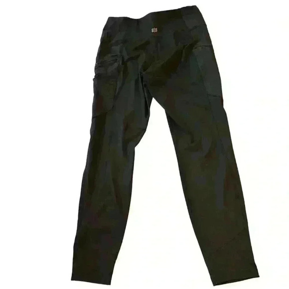 WOMEN Sherpa Adventure Gear Size Medium Black jogger cropped pant - Picture 2 of 6